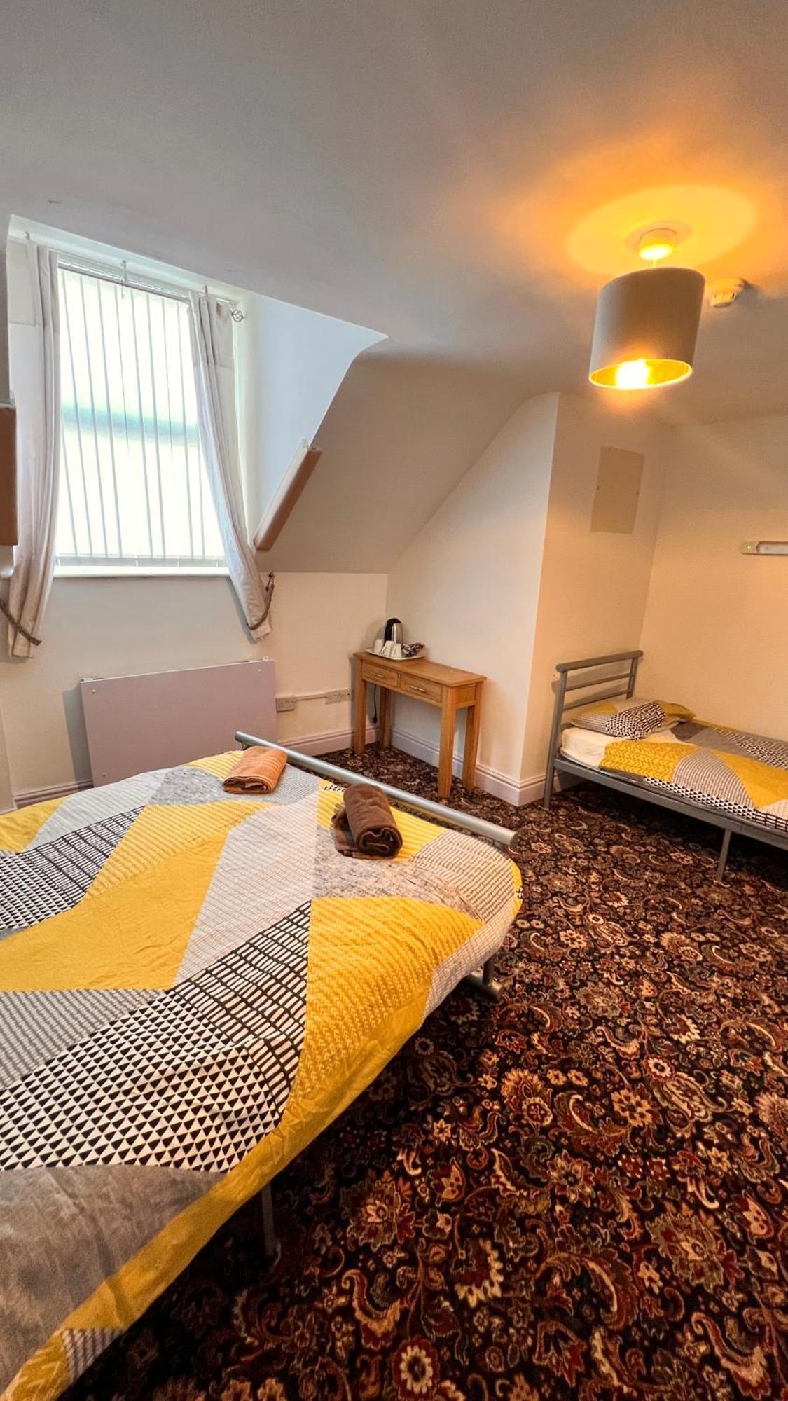 Castle Lodge Guest House 86-88 Sheil Rd L6 3Af Liverpool Ngoại thất bức ảnh