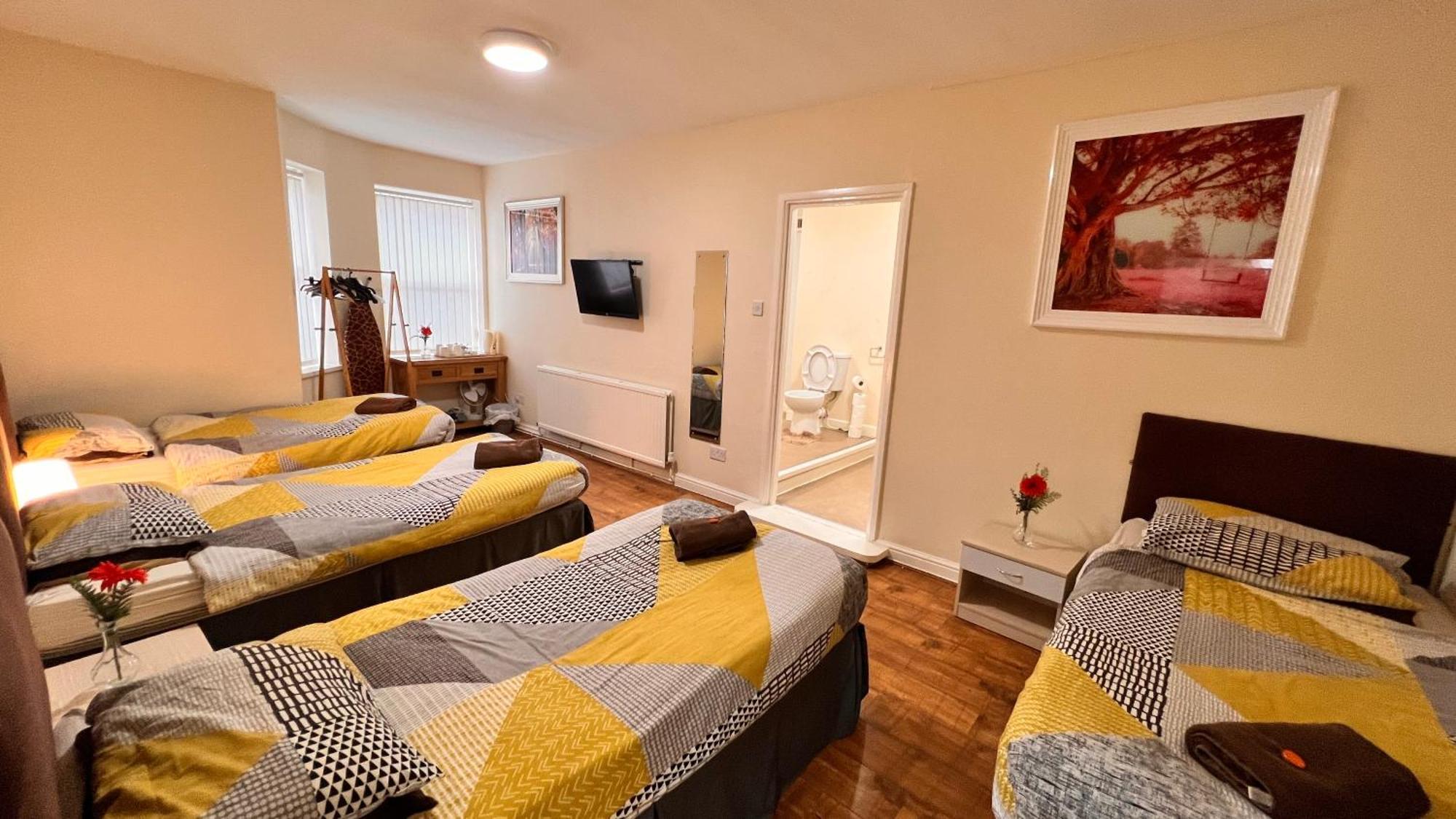 Castle Lodge Guest House 86-88 Sheil Rd L6 3Af Liverpool Ngoại thất bức ảnh