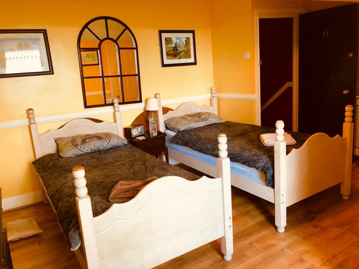 Castle Lodge Guest House 86-88 Sheil Rd L6 3Af Liverpool Ngoại thất bức ảnh